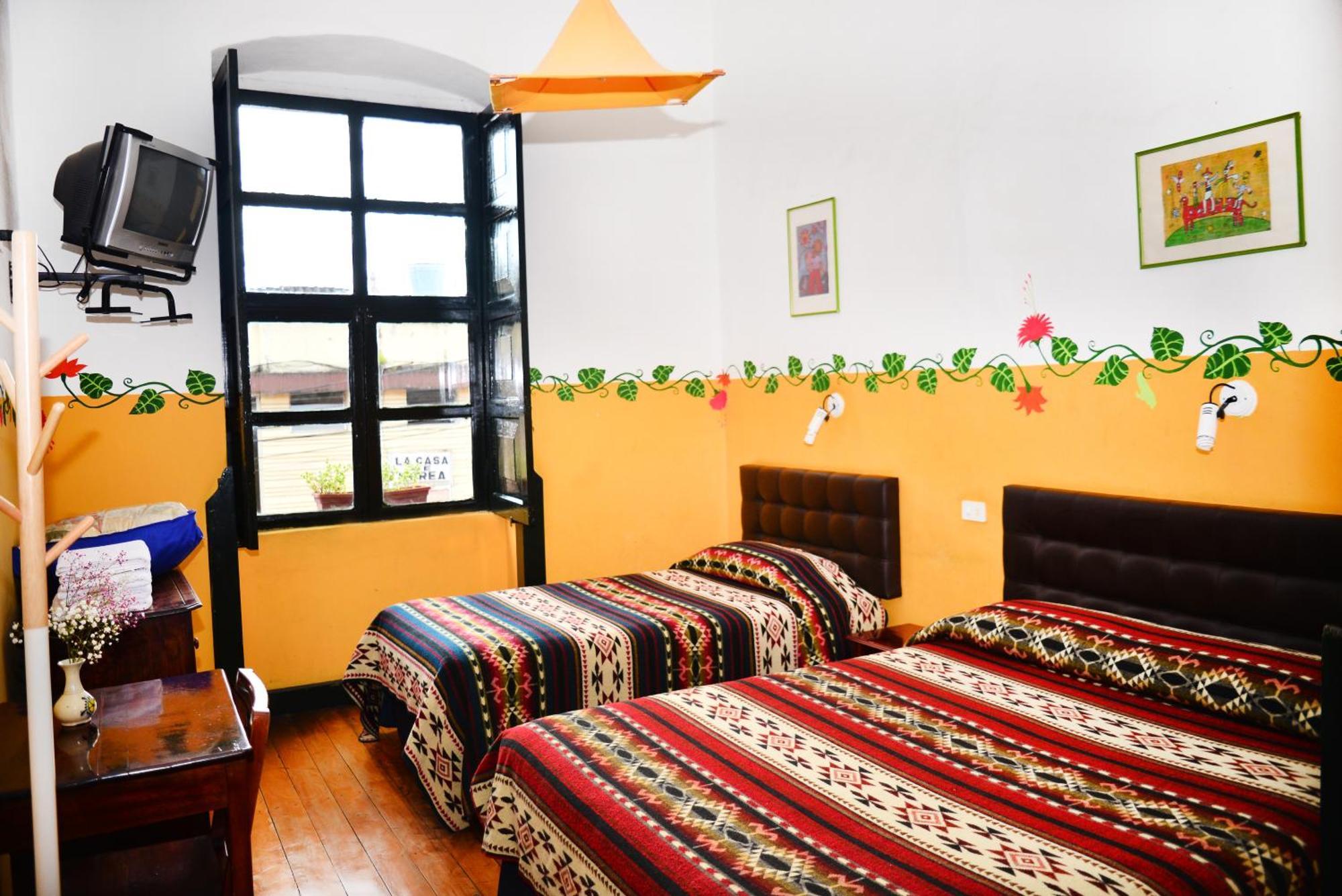 Hostal Riviera Sucre Otavalo Room photo