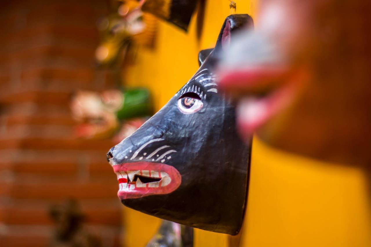 Hostal Riviera Sucre Otavalo Exterior photo